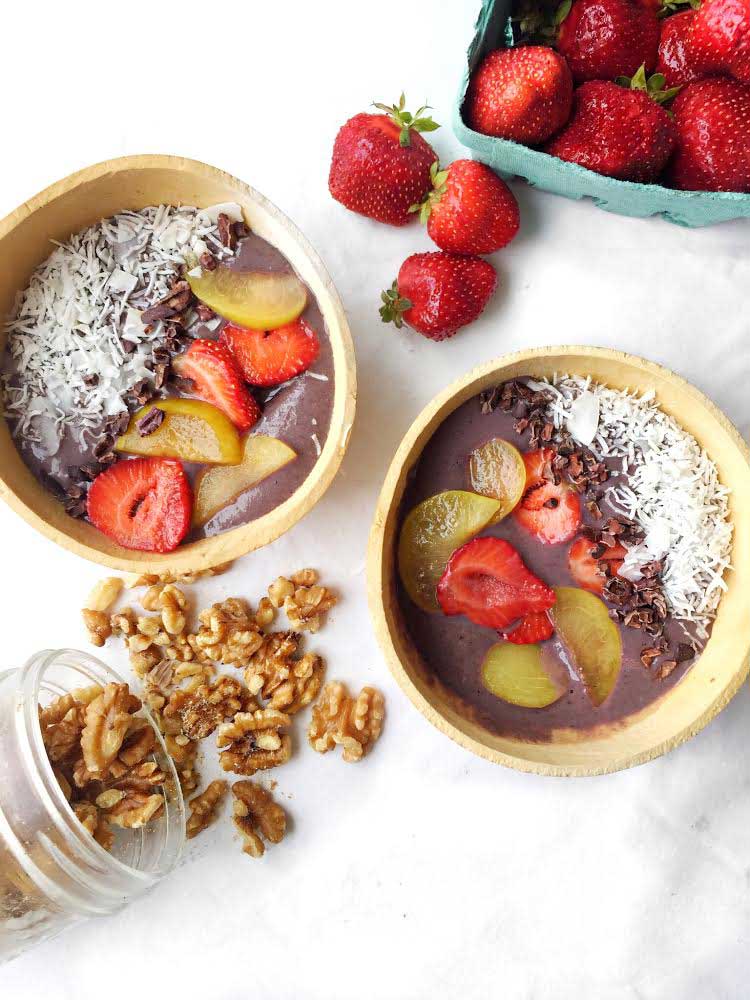 skin-glowing-smoothie-bowl